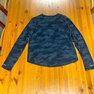 Lululemon Camo Top